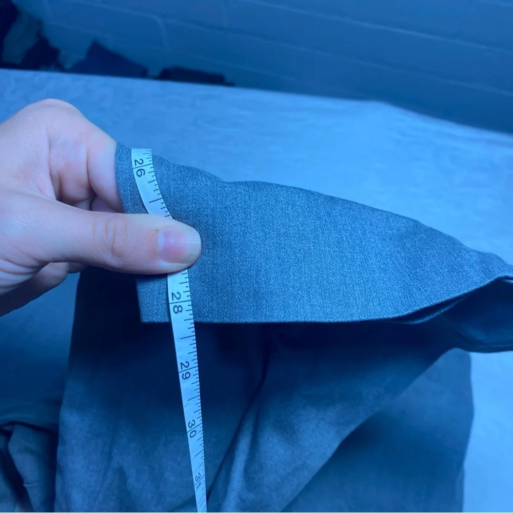 New Express Producer Gray Business Pants Size 30x30 actual Inseam 28 Ankle Dress